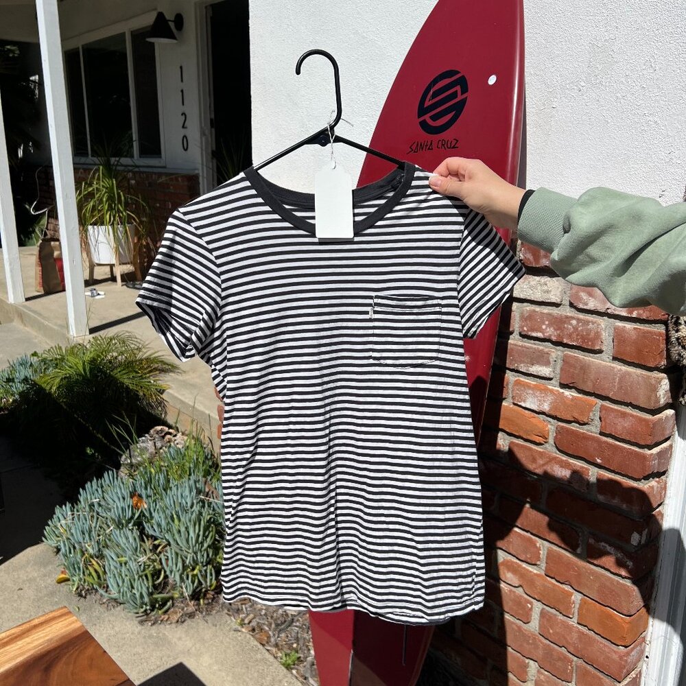 Levi's Perfect Crew Striped Pocket Tee